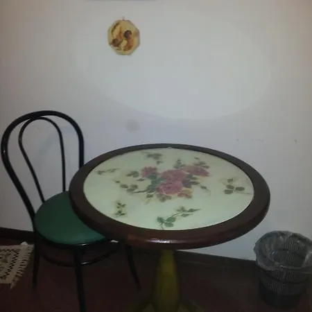 Abrakatane Bed & Breakfast *