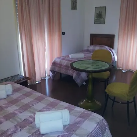 Bed & Breakfast Abrakatane *
