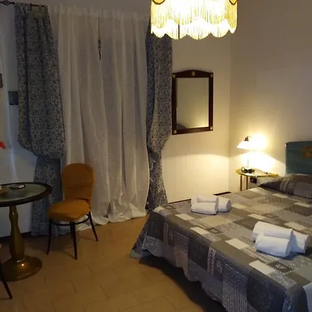 Abrakatane Bed & Breakfast *